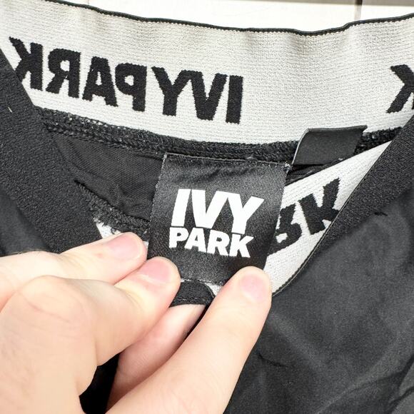 Ivy Park Short Women Size Large Black Athletic Elastic Waist Logo Shorts Casual - Picture 6 of 7